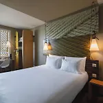 Ibis Lyon Carre De Soie Hotell