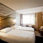Ibis Lyon Carre De Soie Hotell