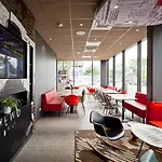 Hotell Ibis Lyon Carre De Soie 3*