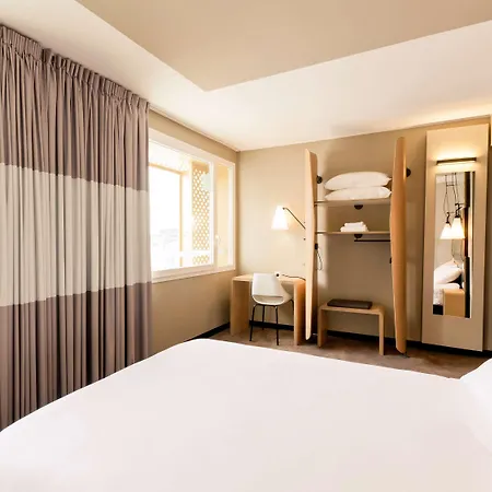 Ibis Lyon Carre De Soie 3* Vaulx-en-Velin