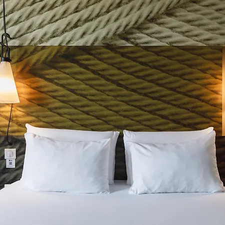 Ibis Lyon Carre De Soie Szálloda 3*