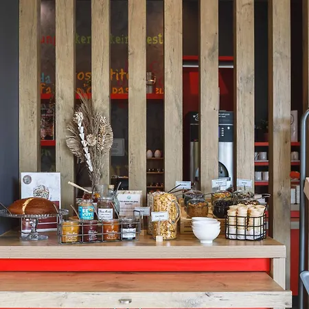 Ibis Lyon Carre De Soie