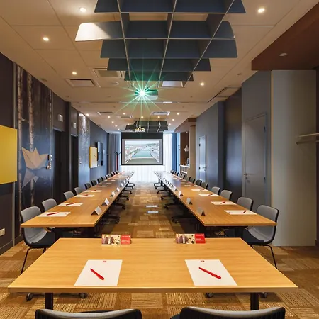 Ibis Lyon Carre De Soie 3* Vaulx-en-Velin