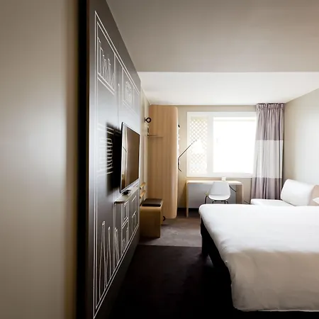 Ibis Lyon Carre De Soie 호텔 보-앙-벨랭