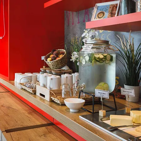 Hotel Ibis Lyon Carre De Soie