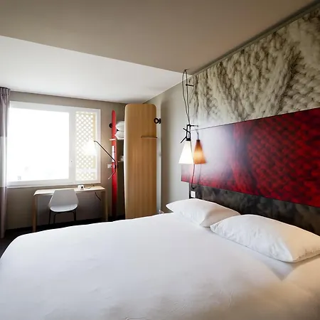 Hotell Ibis Lyon Carre De Soie Vaulx-en-Velin