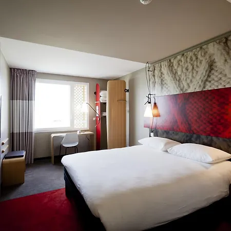 Hotell Ibis Lyon Carre De Soie 3*
