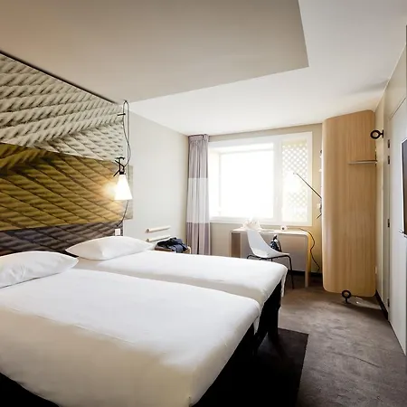 Ibis Lyon Carre De Soie
