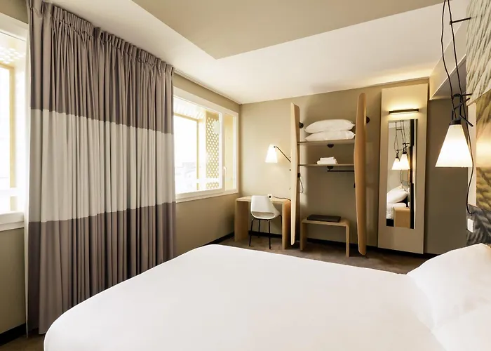 Ibis Lyon Carre De Soie